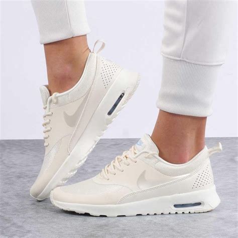 nike dames sneaker air max thea in groen|Women's Air Max Thea Shoes. Nike.com.